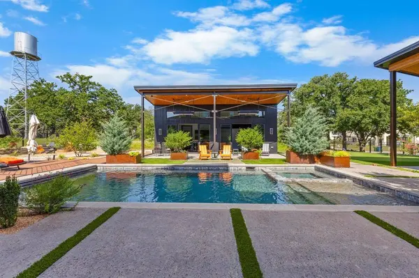 305 Pearson Pond Trail, Copper Canyon, TX 76226