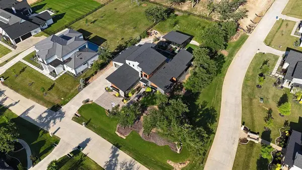 305 Pearson Pond Trail, Copper Canyon, TX 76226