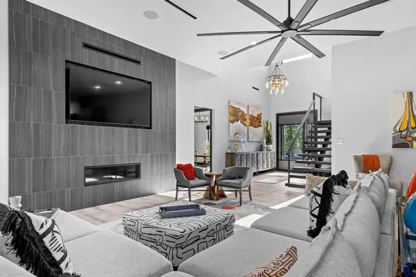 305 Pearson Pond Trail, Copper Canyon, TX 76226