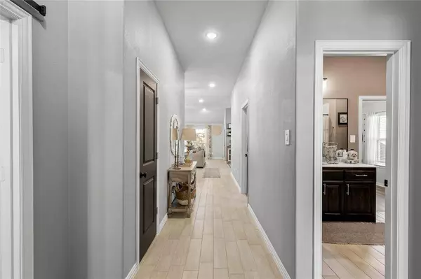 440 Brinkley Drive, Saginaw, TX 76179