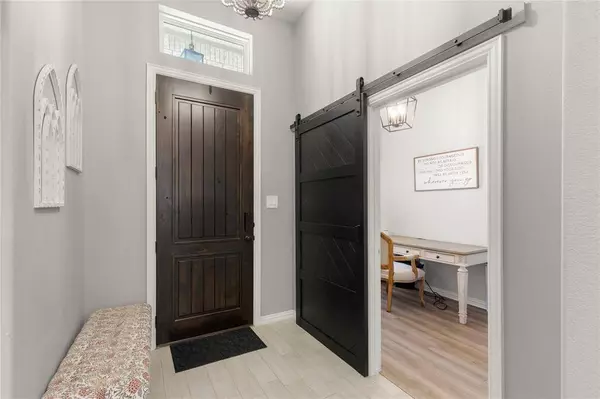 440 Brinkley Drive, Saginaw, TX 76179