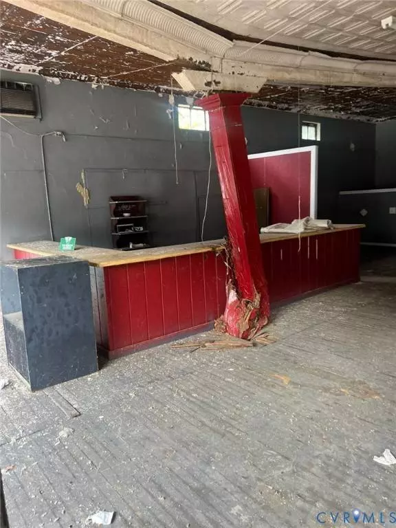 16911 boydont plank road, Dinwiddie, VA 23840