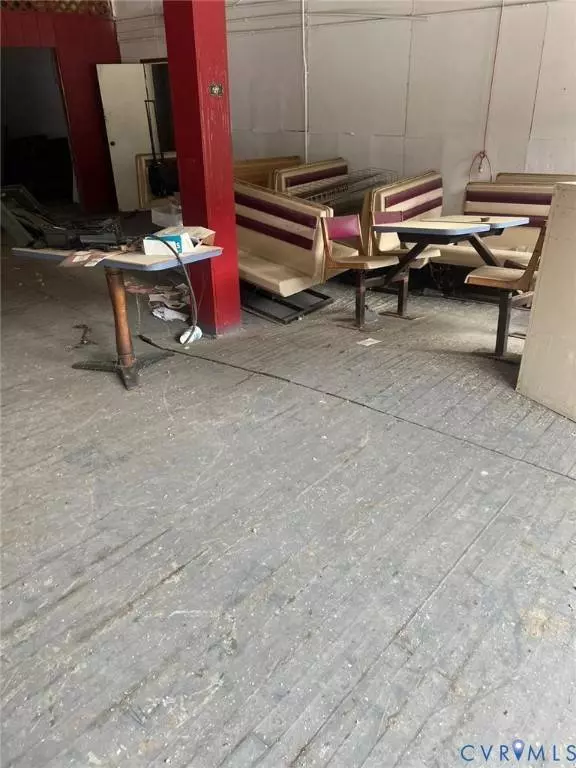 16911 boydont plank road, Dinwiddie, VA 23840