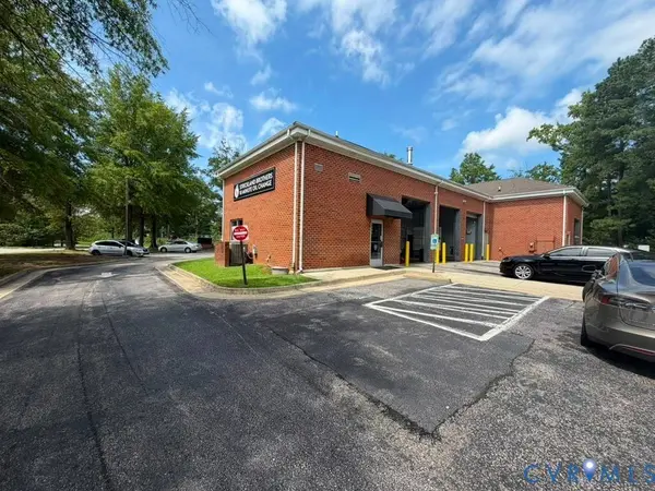 6311 Iron Bridge PL, Richmond, VA 23234