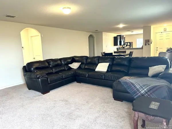 2927 Emery, San Antonio, TX 78222