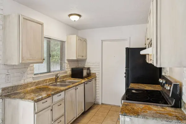 8110 Whistler, San Antonio, TX 78239