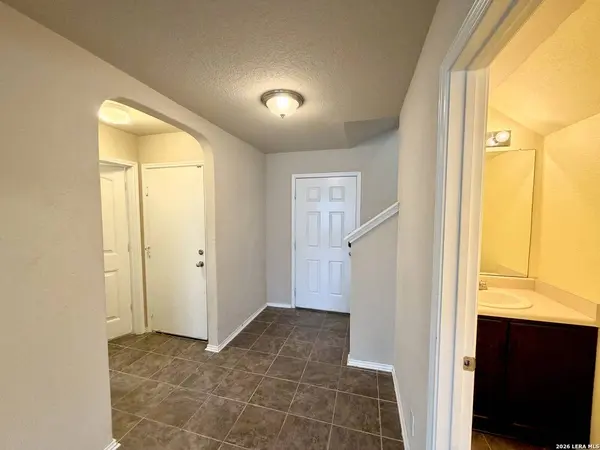 6130 HACKBERRY POND, San Antonio, TX 78244