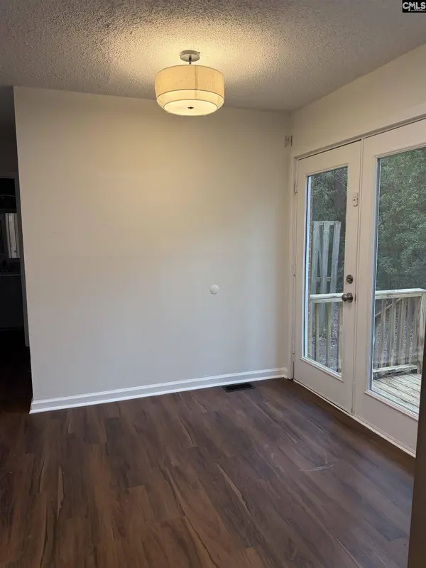 6 Cresecent Lane, Columbia, SC 29212