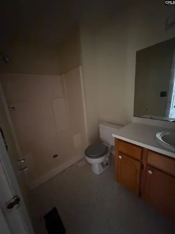 8 Cresecent Lane, Columbia, SC 29212