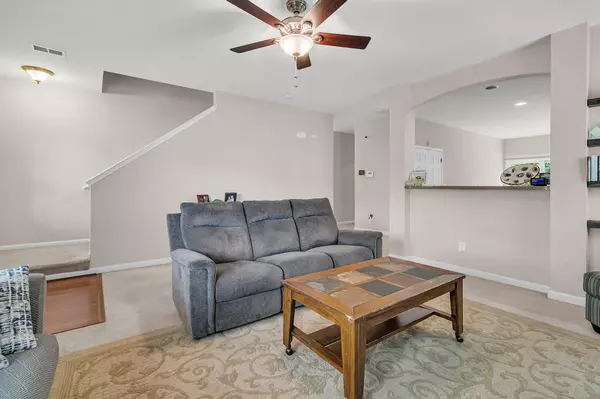 3537 Galaxy Rd, Ladson, SC 29456