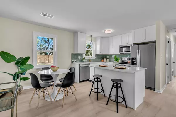 7646 Allwood Ave, North Charleston, SC 29418