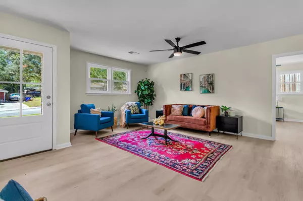 7646 Allwood Ave, North Charleston, SC 29418