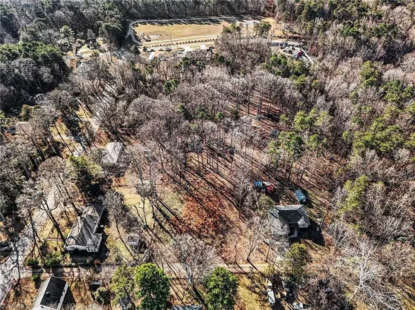 1002 Tyler CT, Winston-salem, NC 27107