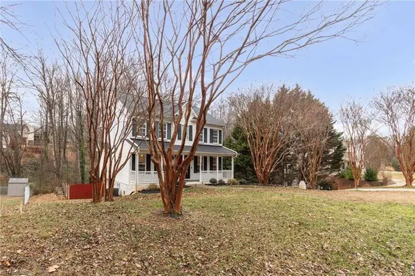 6012 Delburg DR, Winston-salem, NC 27106