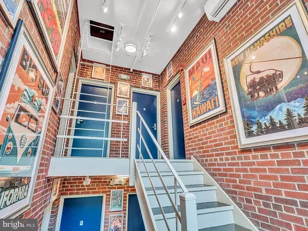 220 2ND ST SE #01, Washington, DC 20003