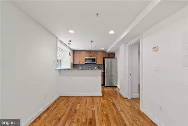 739 NEWTON PL NW #T1, Washington, DC 20010