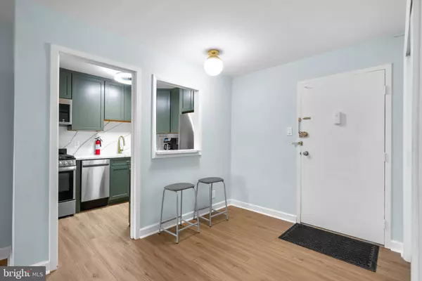 2401 H ST NW #208, Washington, DC 20037