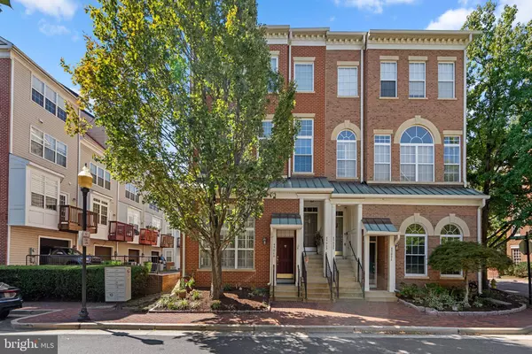 4906 JOHN TICER DR #A, Alexandria, VA 22304