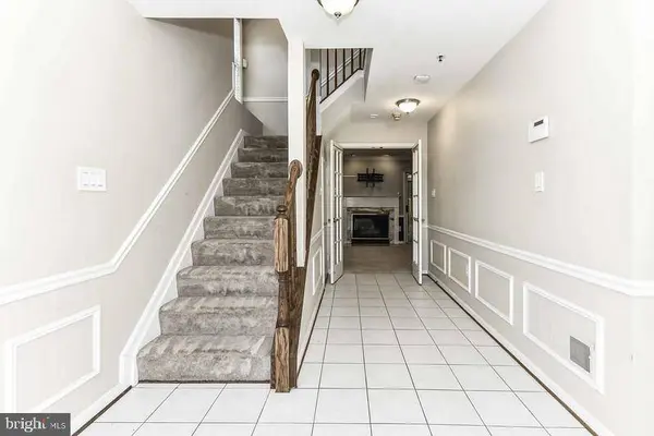 2 PARKER FARM CT, Silver Spring, MD 20906