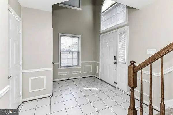 2 PARKER FARM CT, Silver Spring, MD 20906