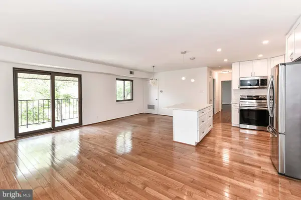 6240 EDSALL RD #403, Alexandria, VA 22312