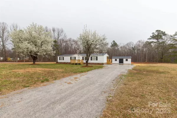 288 John L Hudson Sr RD, Lancaster, SC 29720