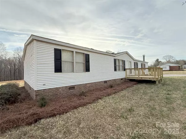 288 John L Hudson Sr RD, Lancaster, SC 29720