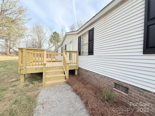 288 John L Hudson Sr RD, Lancaster, SC 29720