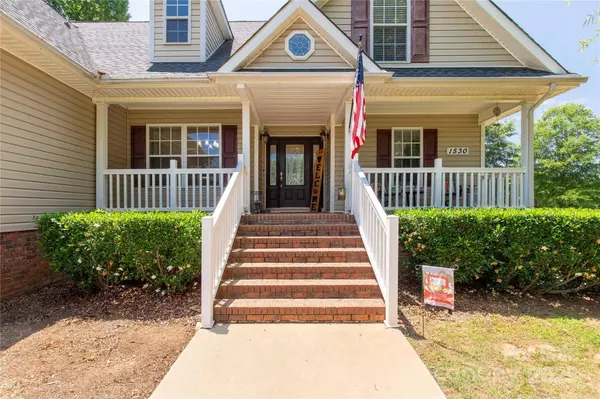 1530 Danlee DR, Lancaster, SC 29720