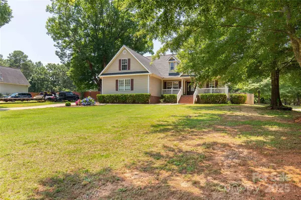 1530 Danlee DR, Lancaster, SC 29720