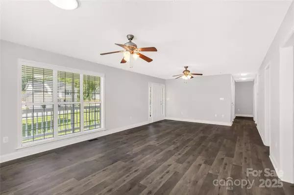 1675 Old Lynwood CIR, Lancaster, SC 29720