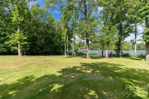 2051 Great North RD, Winnsboro, SC 29180