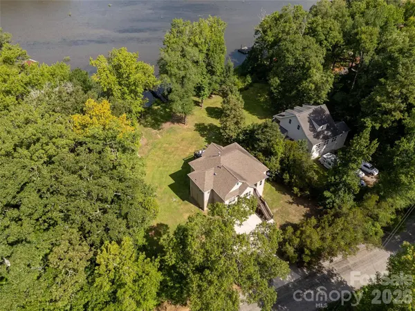 2051 Great North RD, Winnsboro, SC 29180