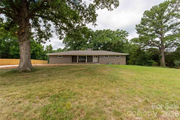1297 Potter RD, Lancaster, SC 29720