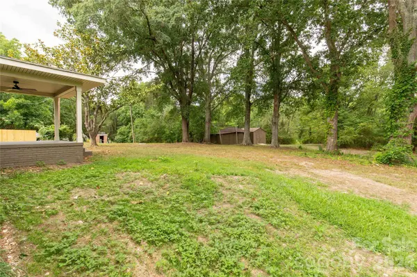 1297 Potter RD, Lancaster, SC 29720