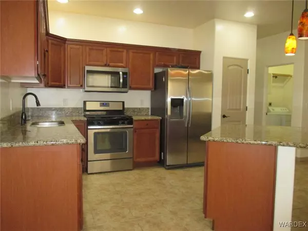 2724 Emerson AVE, Kingman, AZ 86401