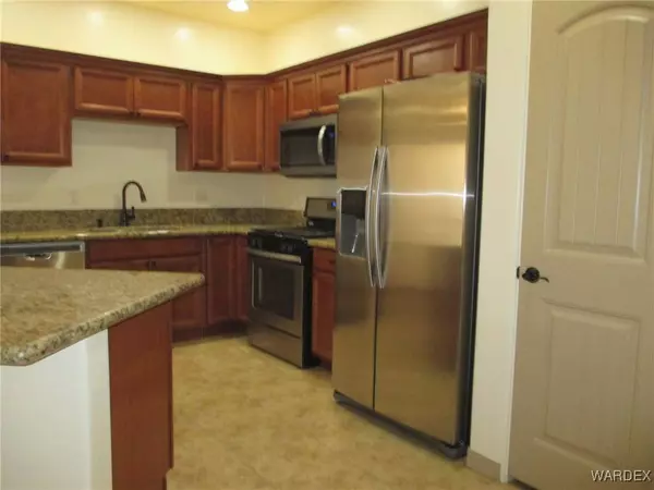 2724 Emerson AVE, Kingman, AZ 86401