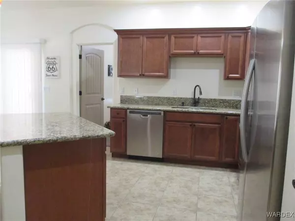 2724 Emerson AVE, Kingman, AZ 86401