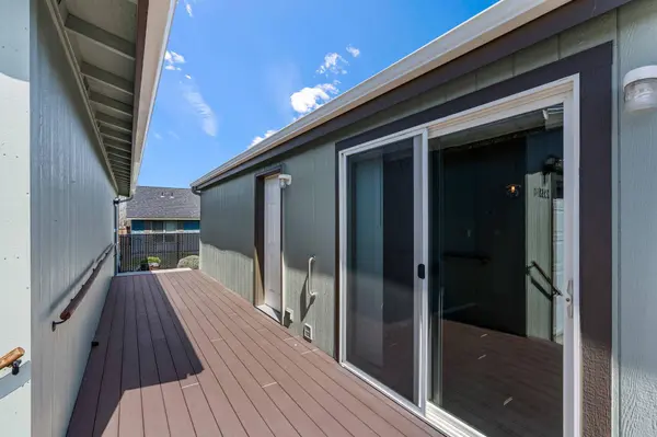 2535 Evening Primrose LN, Redmond, OR 97756