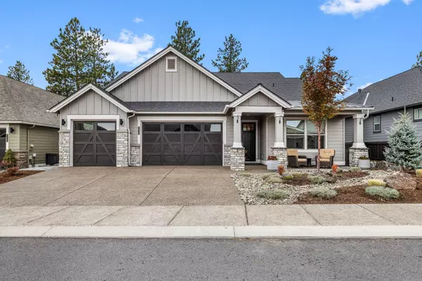 3043 Hidden Ridge DR, Bend, OR 97703