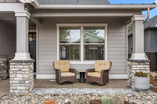 3043 Hidden Ridge DR, Bend, OR 97703