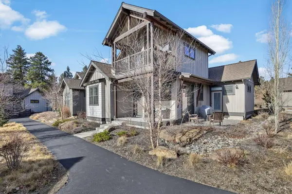 19721 River Camp LN, Bend, OR 97702