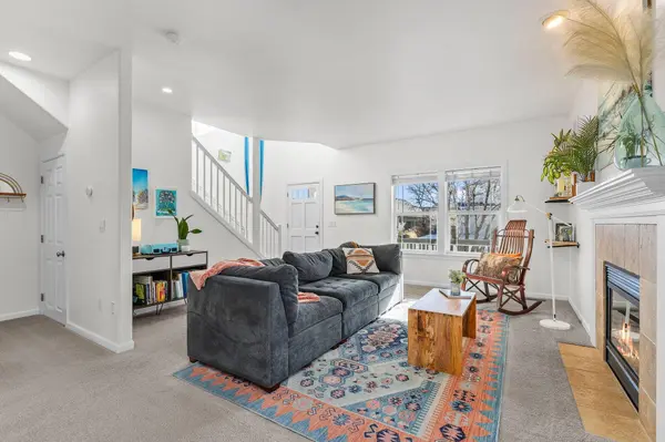 1482 Rumgay LN, Bend, OR 97701