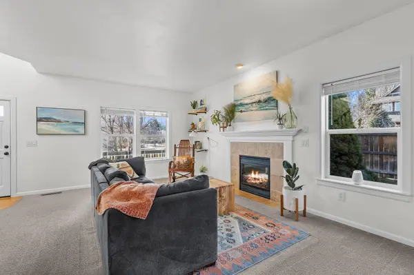 1482 Rumgay LN, Bend, OR 97701