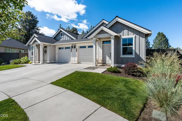 20713 Iron Horse LN, Bend, OR 97702