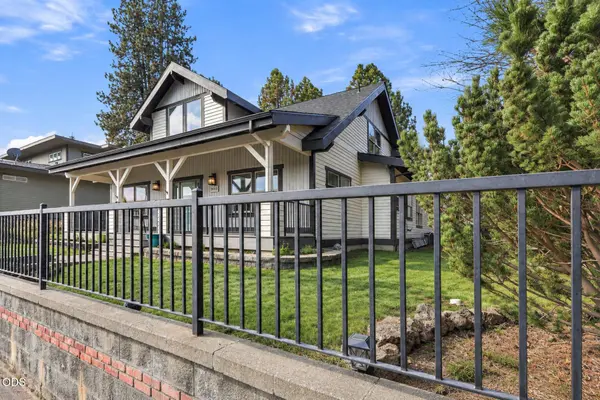 2405 Skyline Ranch RD, Bend, OR 97703