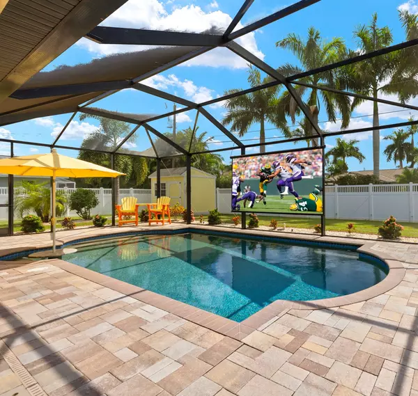 Southwest Florida home with pool and lanai — professional real estate photography and staging by The Dreier Team.