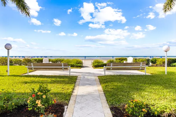 SWFL Beach Tips (Best Times, Parking, What to Bring)