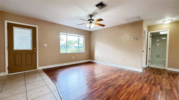 933 SE 26TH ST, Cape Coral, FL 33904