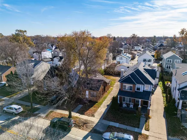 1308 E Lincoln ST, Birmingham, MI 48009